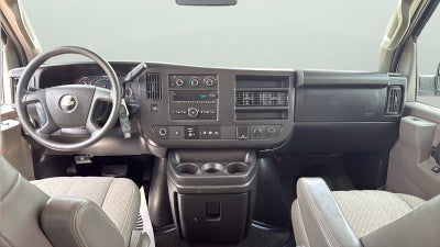 2018 Chevrolet Express 3500 LT Passenger