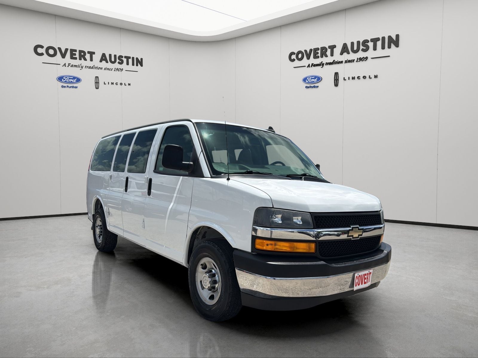 2018 Chevrolet Express 3500 LT Passenger