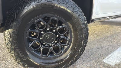 2025 Chevrolet Silverado 2500HD ZR2