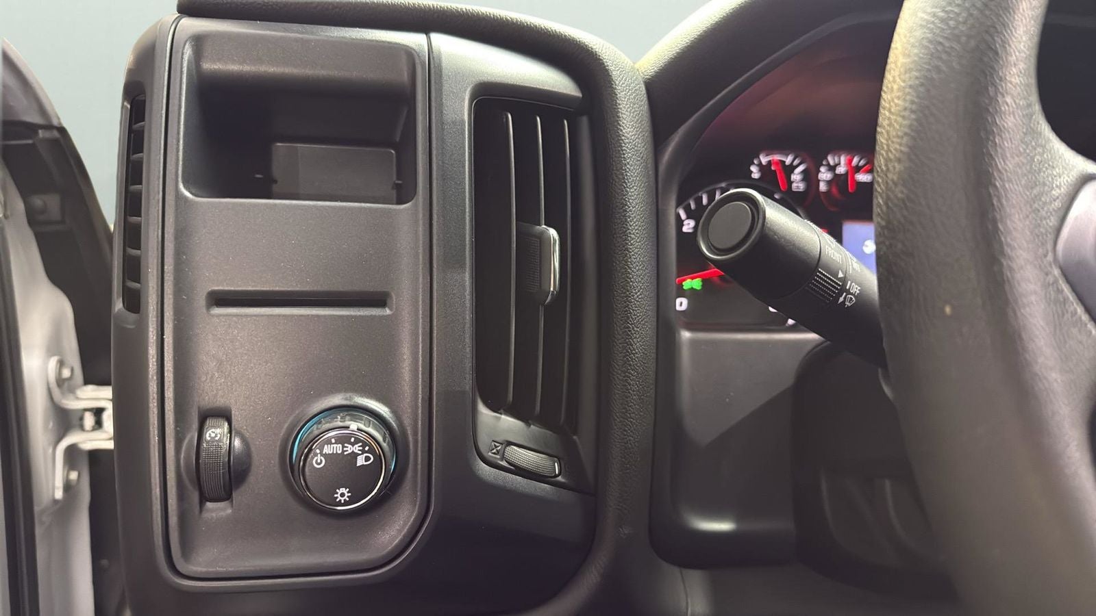 2018 Chevrolet Silverado 1500 WT