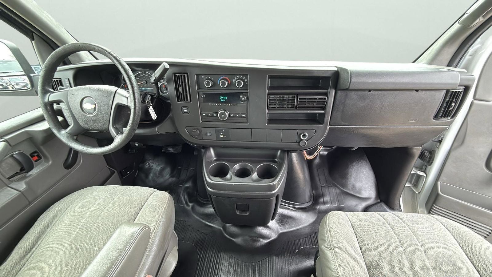 2011 Chevrolet Express 2500 Work Van Cargo