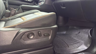 2023 GMC Yukon XL AT4