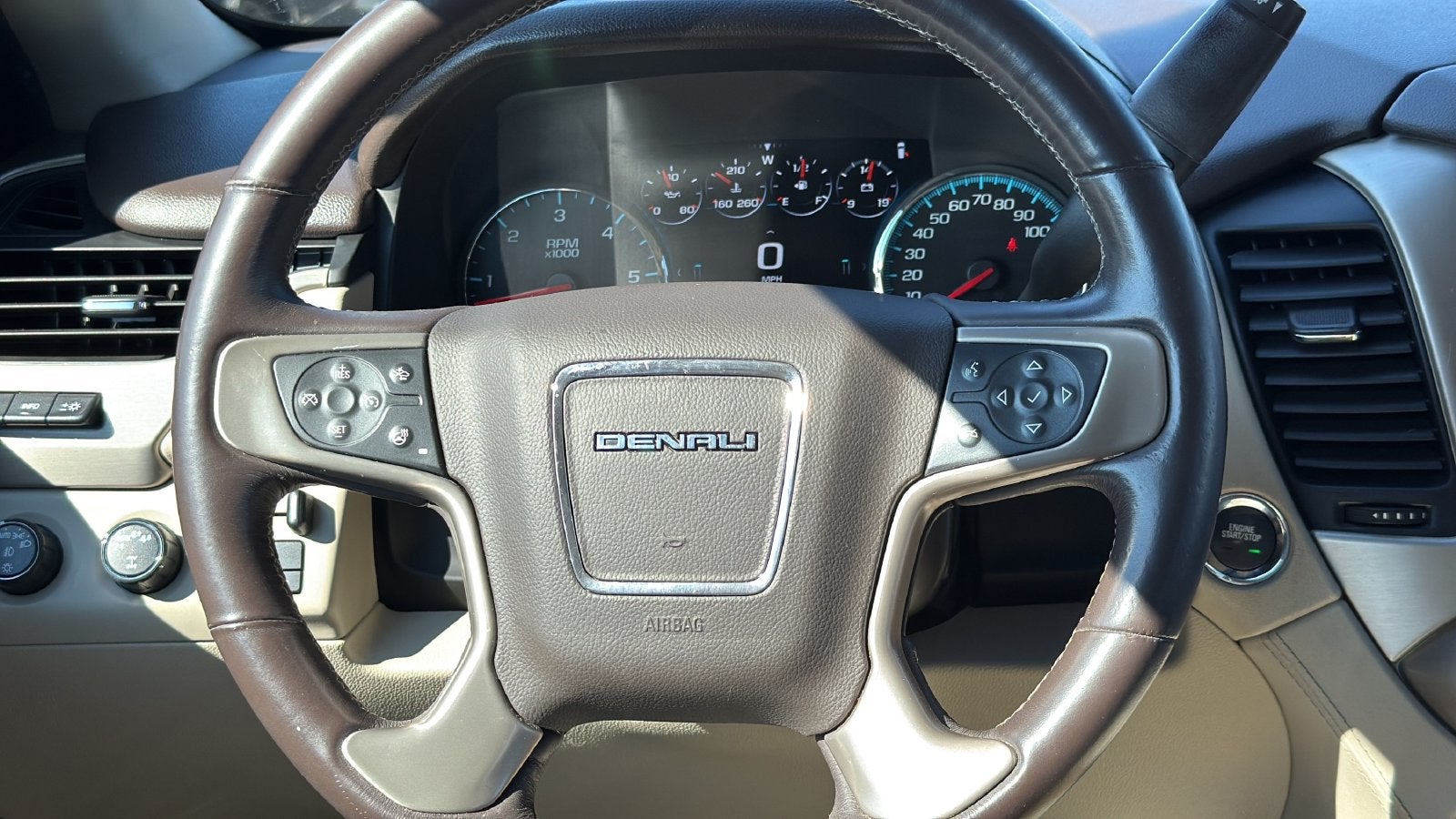 2017 GMC Yukon XL Denali