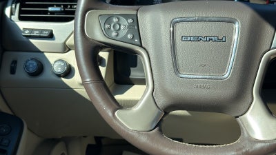 2017 GMC Yukon XL Denali