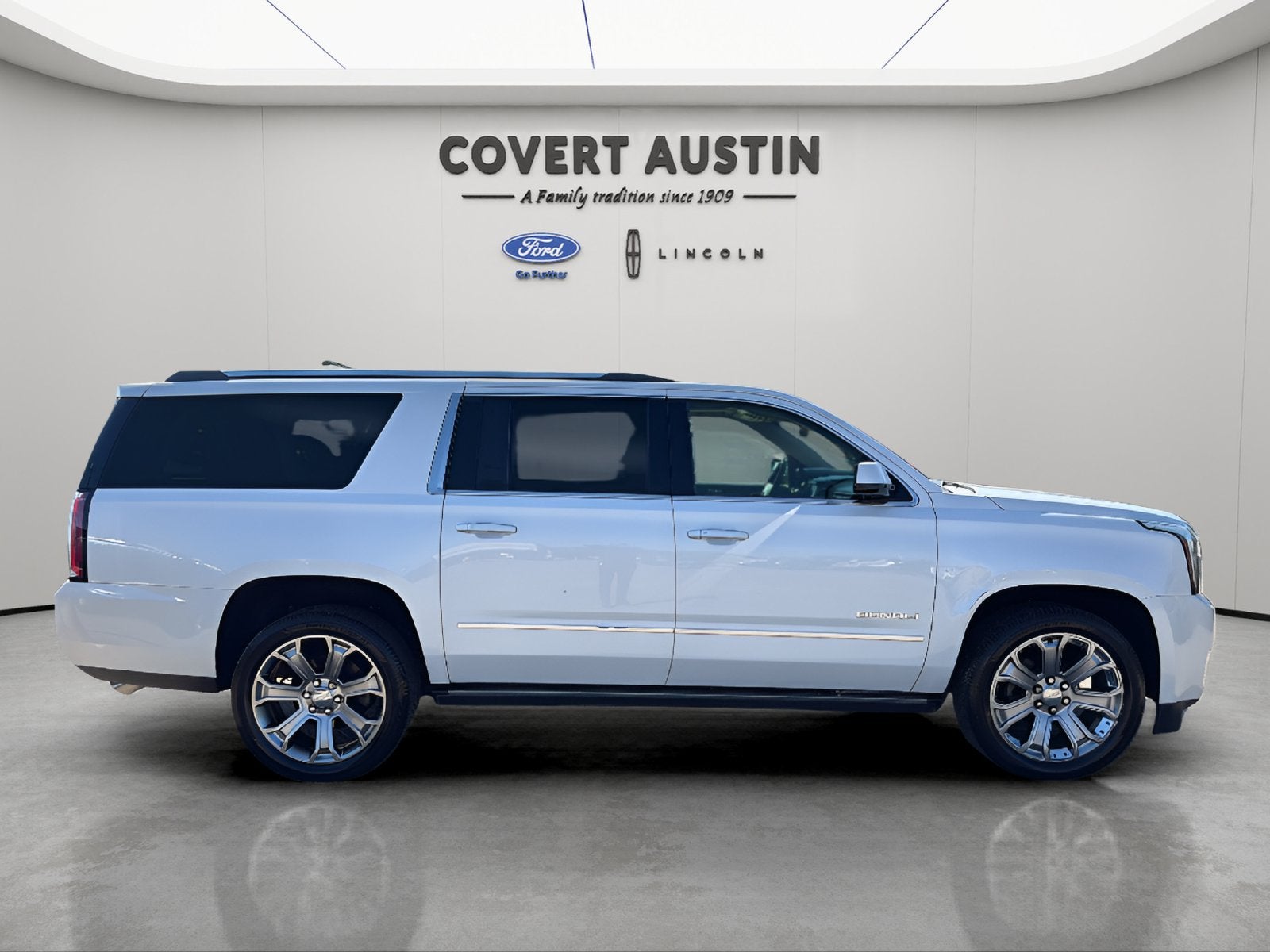 2017 GMC Yukon XL Denali