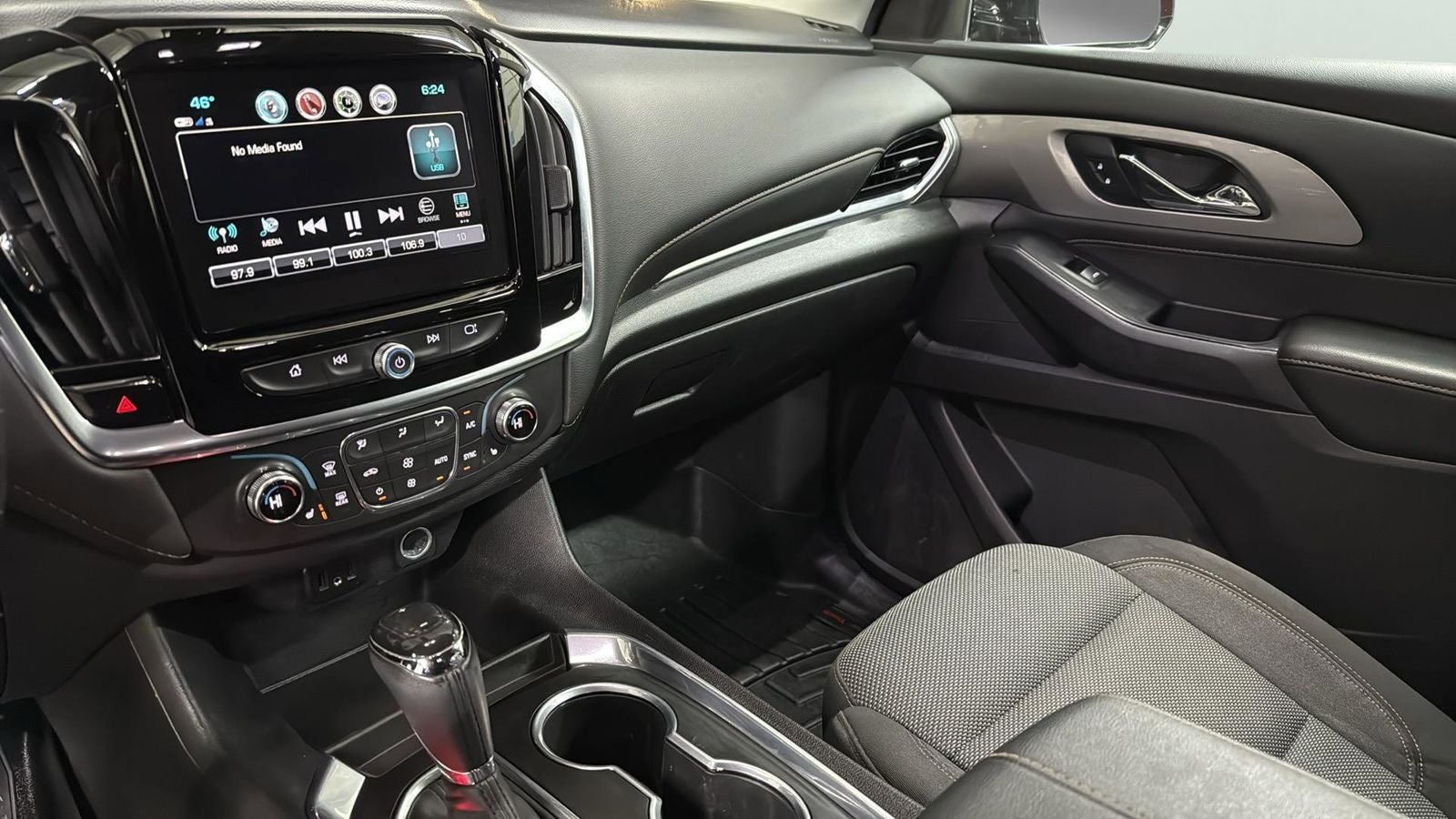 2019 Chevrolet Traverse LT Cloth w/1LT