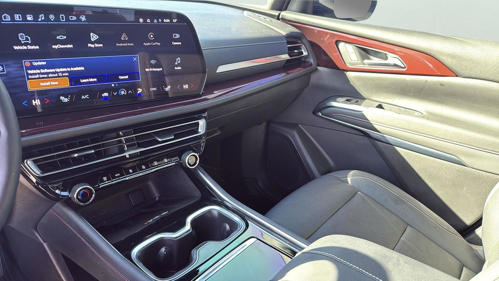 2025 Chevrolet Traverse Z71