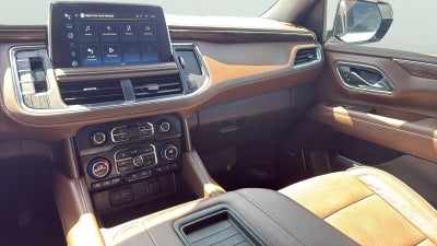 2023 Chevrolet Suburban High Country