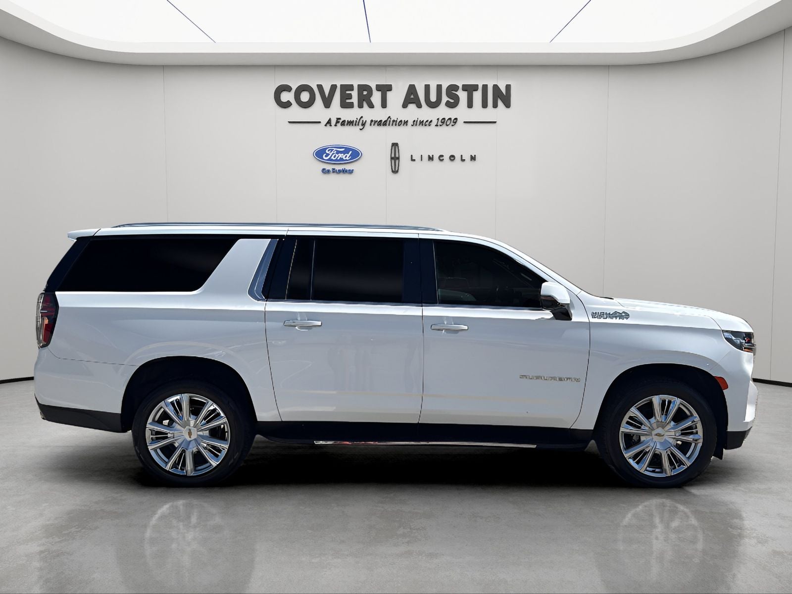 2023 Chevrolet Suburban High Country