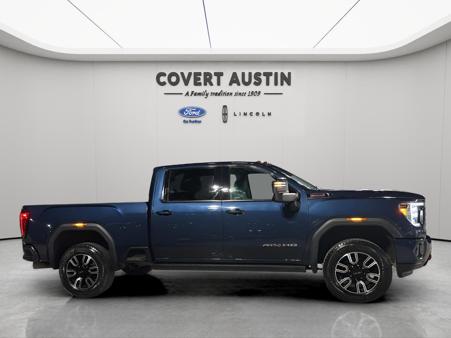 2023 GMC Sierra 2500HD AT4