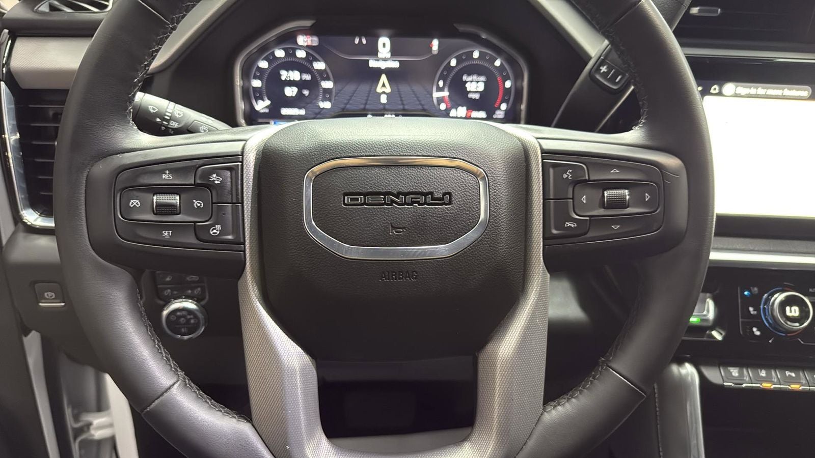 2024 GMC Sierra 2500HD Denali