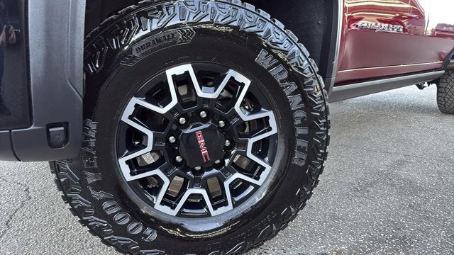 2025 GMC Sierra 2500HD AT4X