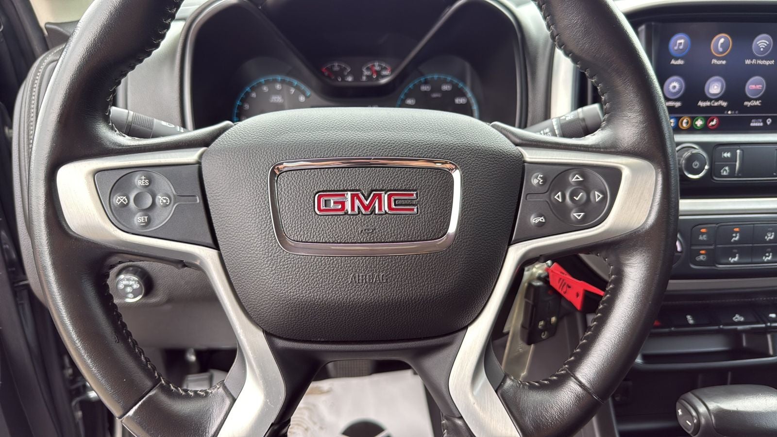2020 GMC Canyon SLE1