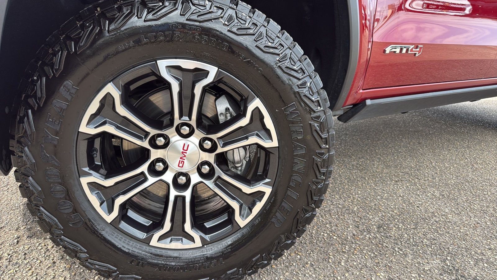 2024 GMC Canyon AT4