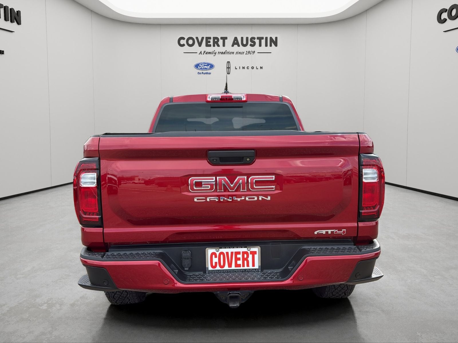 2024 GMC Canyon AT4