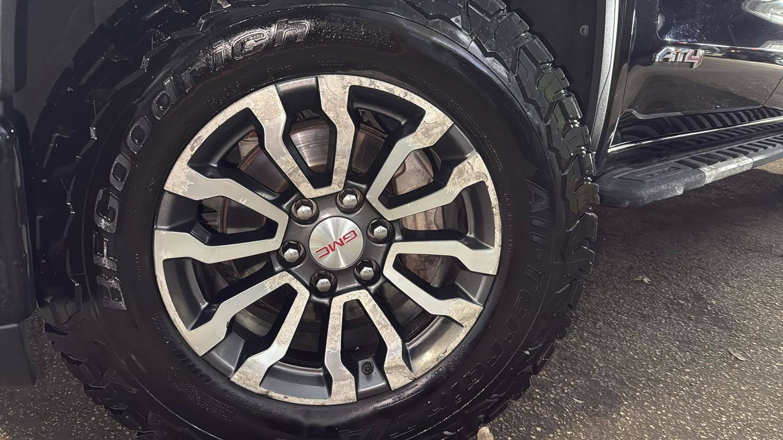 2021 GMC Sierra 1500 AT4