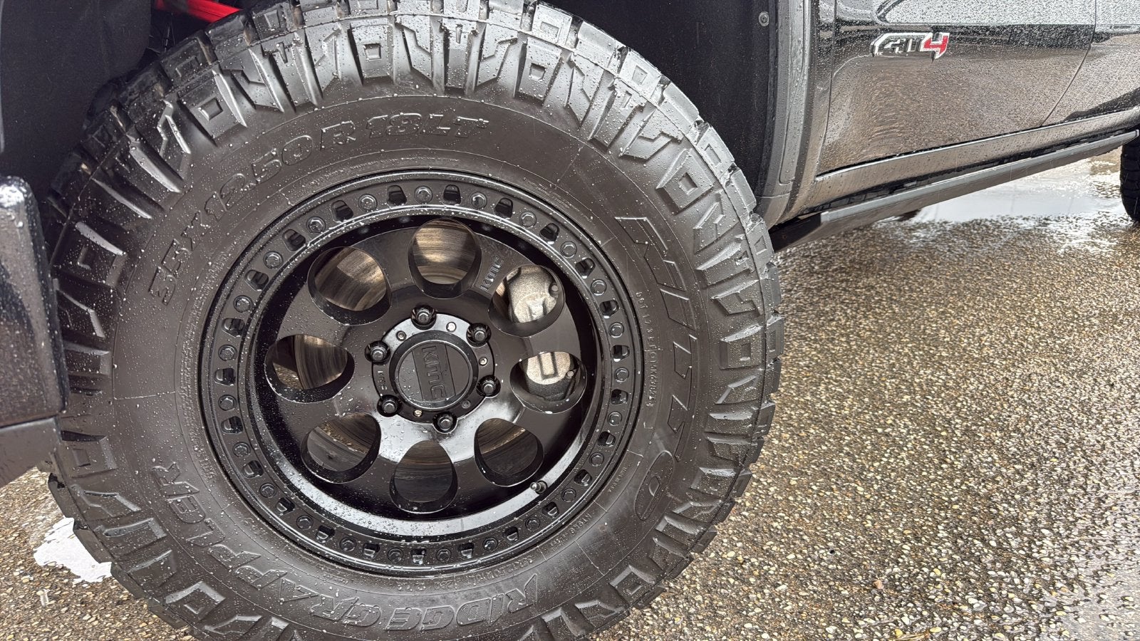 2021 GMC Sierra 1500 AT4