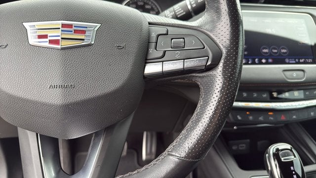 2022 Cadillac XT4 Sport