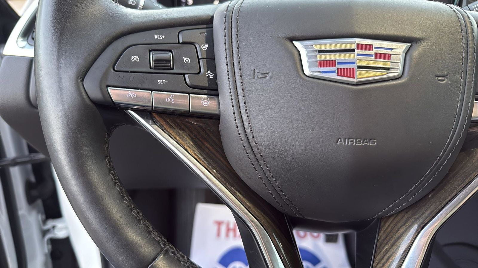 2022 Cadillac XT6 Premium Luxury