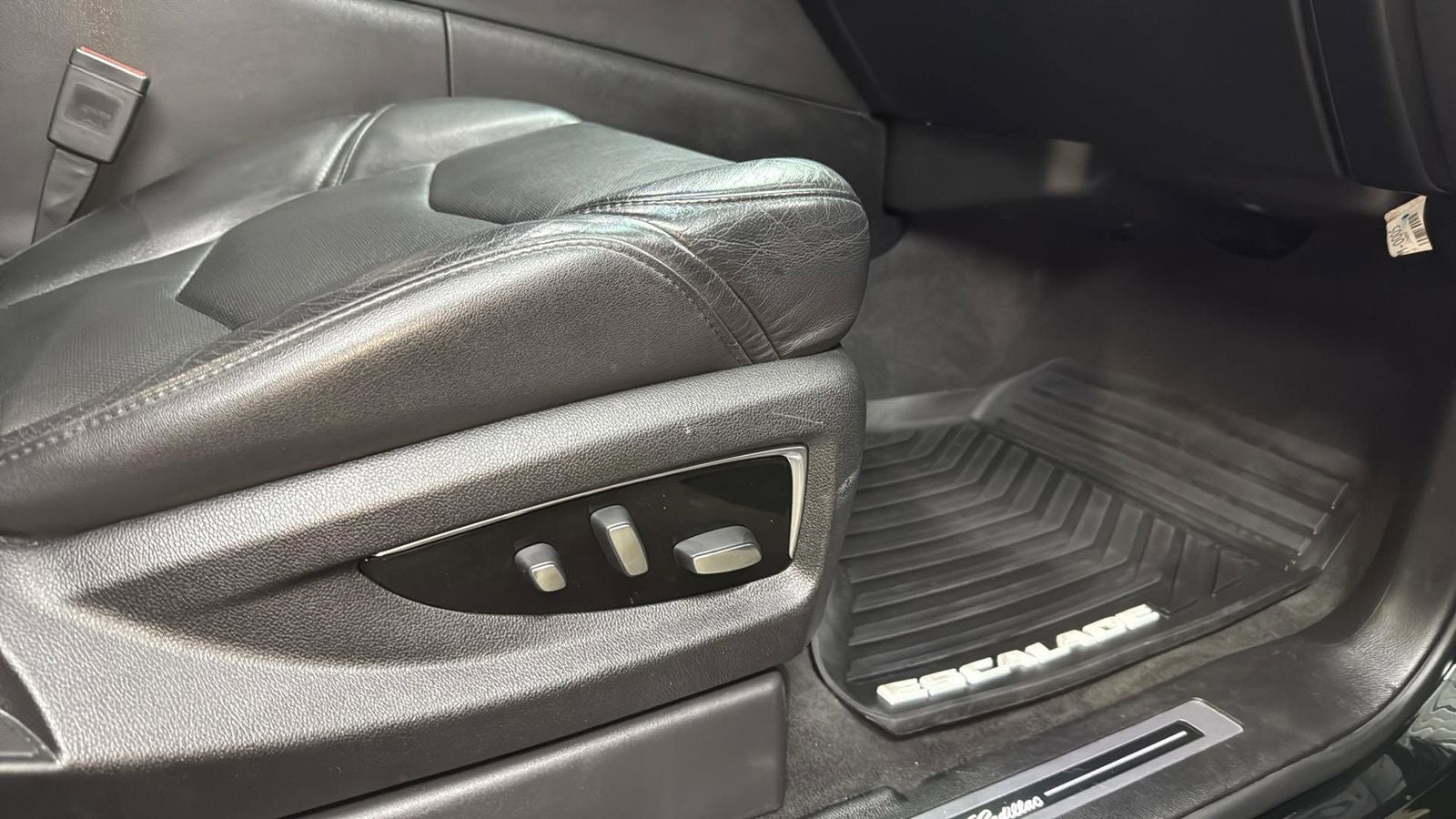 2018 Cadillac Escalade Luxury