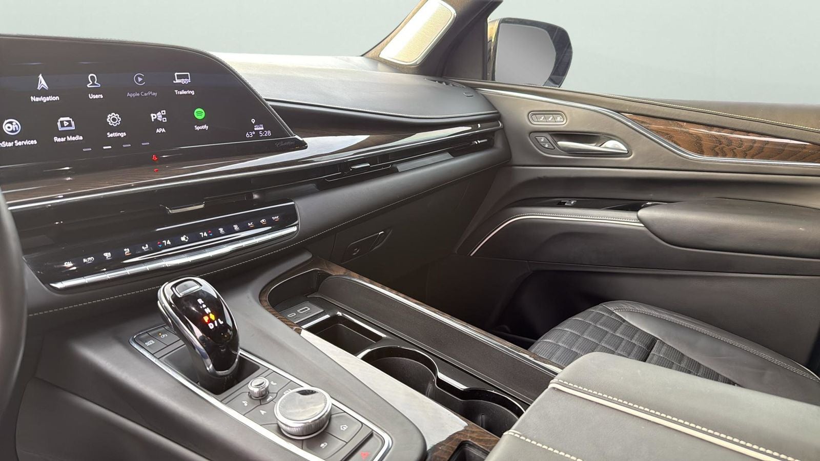 2024 Cadillac Escalade ESV Sport Platinum