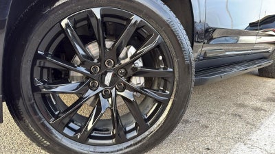 2024 Cadillac Escalade ESV Sport Platinum