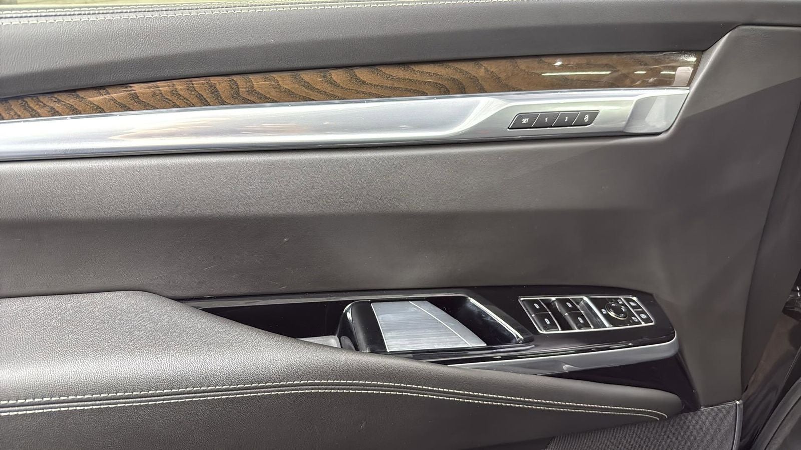 2025 Cadillac Escalade Sport Platinum