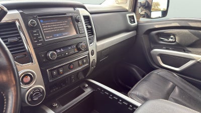 2018 Nissan Titan PRO-4X
