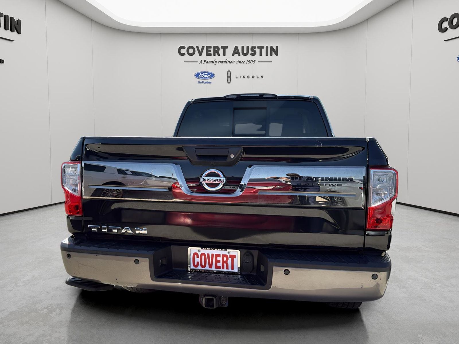 2017 Nissan Titan Platinum Reserve