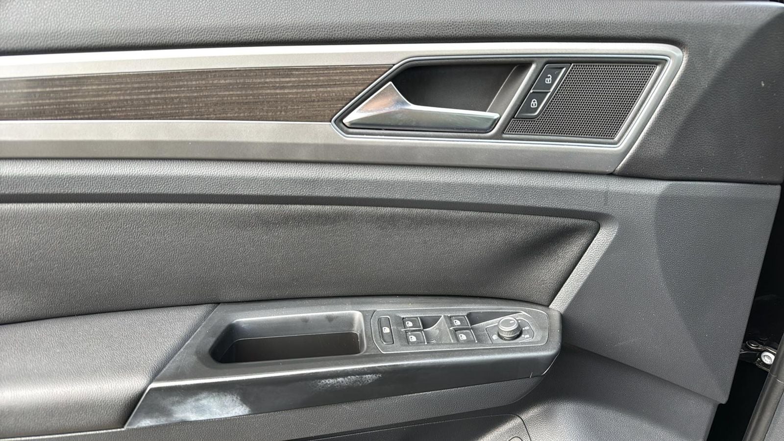 2019 Volkswagen Atlas 3.6L V6 SE w/Technology