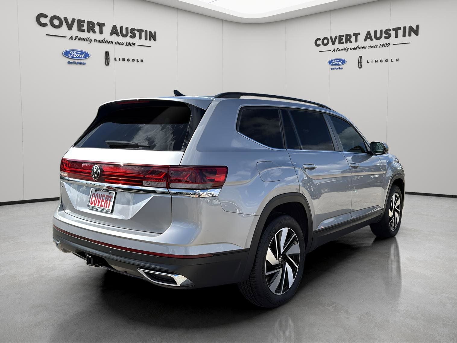 2025 Volkswagen Atlas 2.0T SE w/Technology