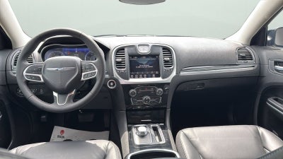 2023 Chrysler 300 Touring