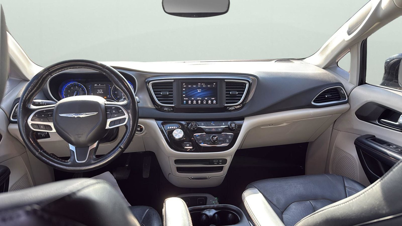 2020 Chrysler Pacifica Touring L