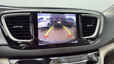 2018 Chrysler Pacifica Hybrid Touring Plus