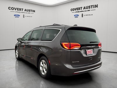 2018 Chrysler Pacifica Hybrid Touring Plus