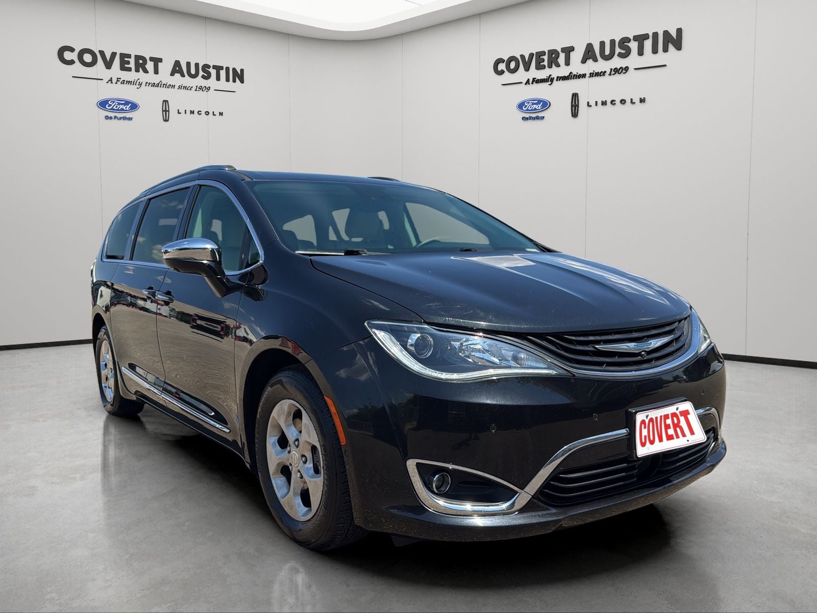 2018 Chrysler Pacifica Hybrid Limited