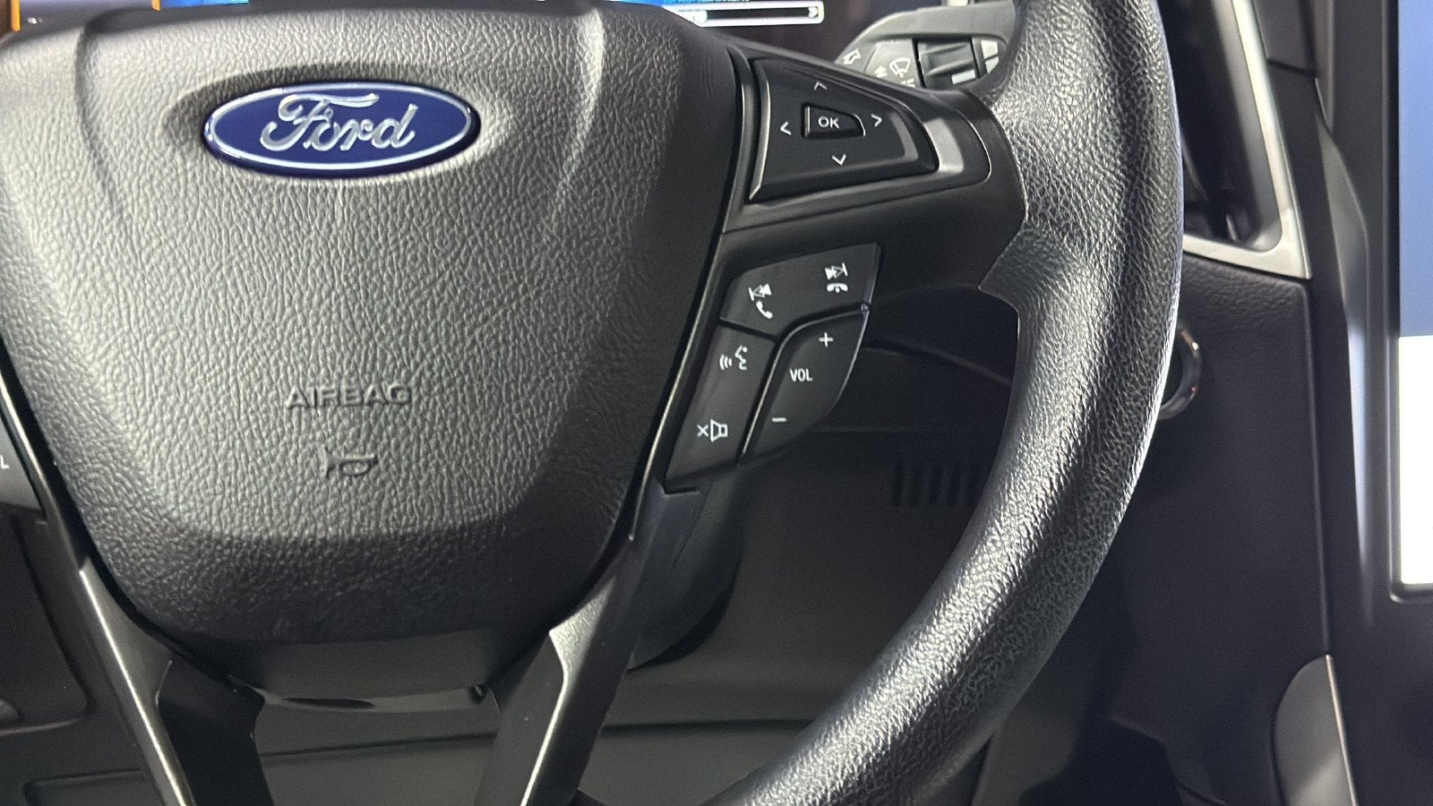 2021 Ford Edge SE