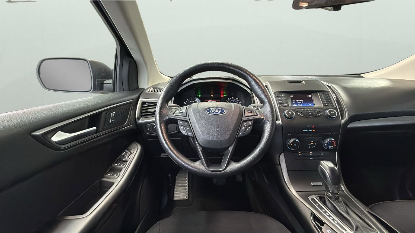 2018 Ford Edge SE