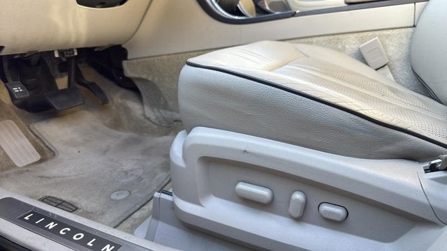 2015 Lincoln MKX Base