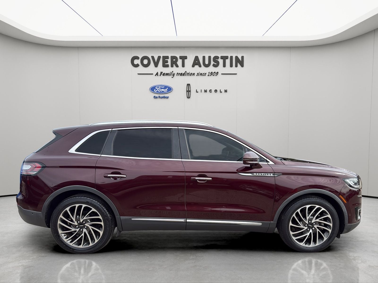 2019 Lincoln Nautilus Reserve