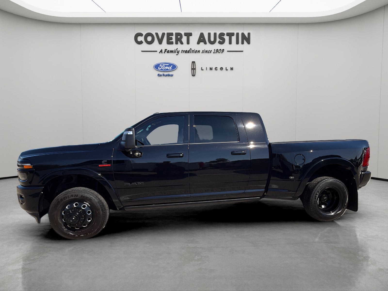 2026 RAM 3500 Limited