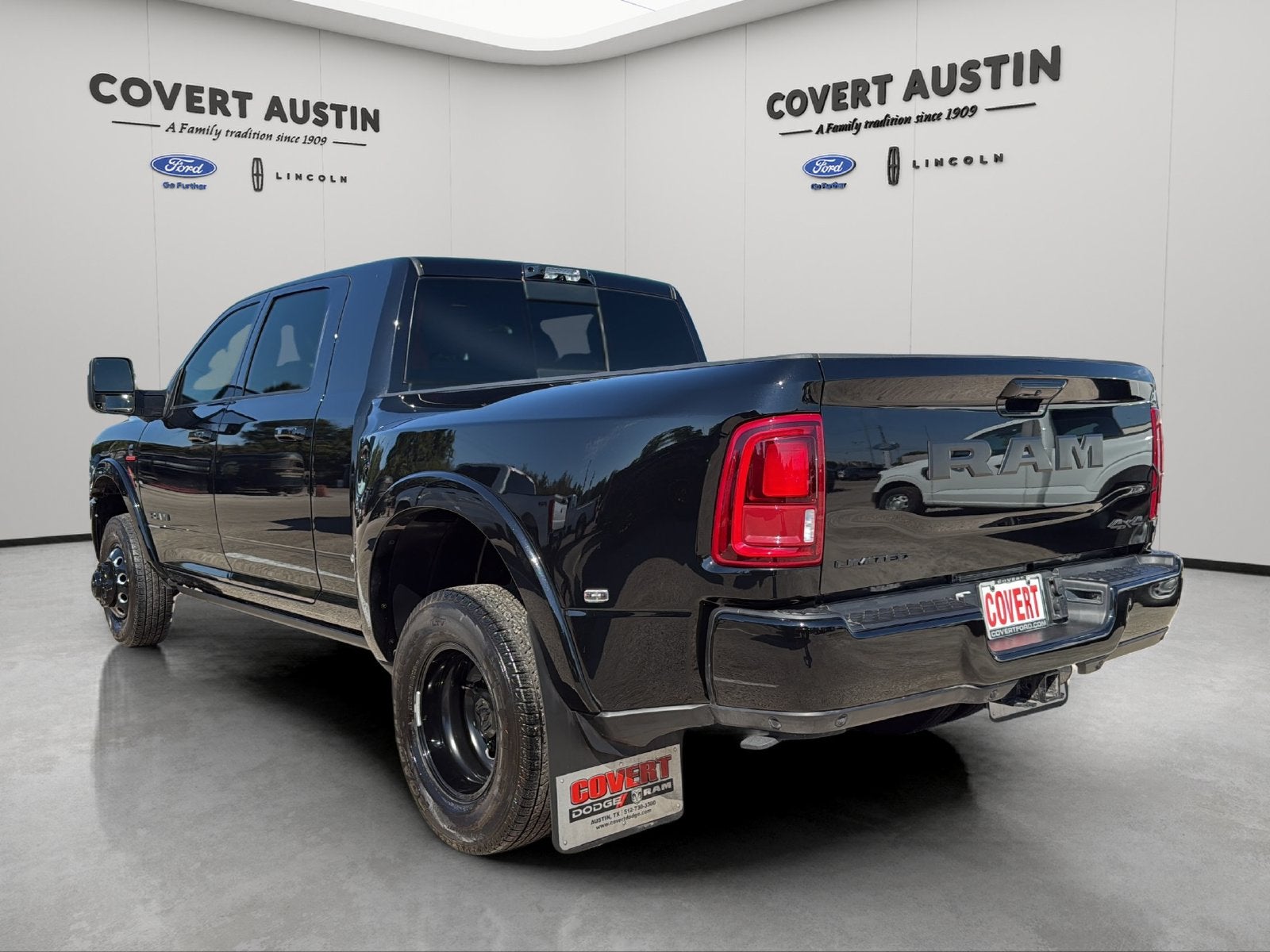 2026 RAM 3500 Limited