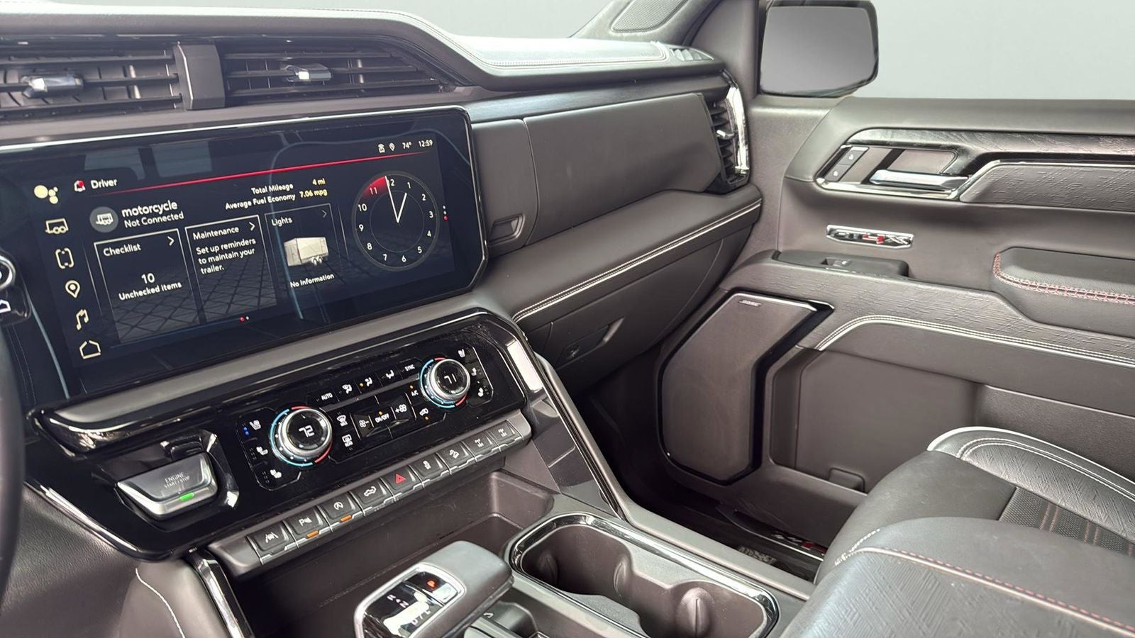 2024 GMC Sierra 1500 AT4X