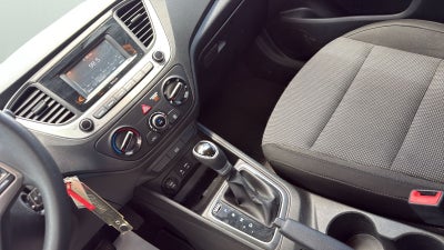 2020 Hyundai Accent SE