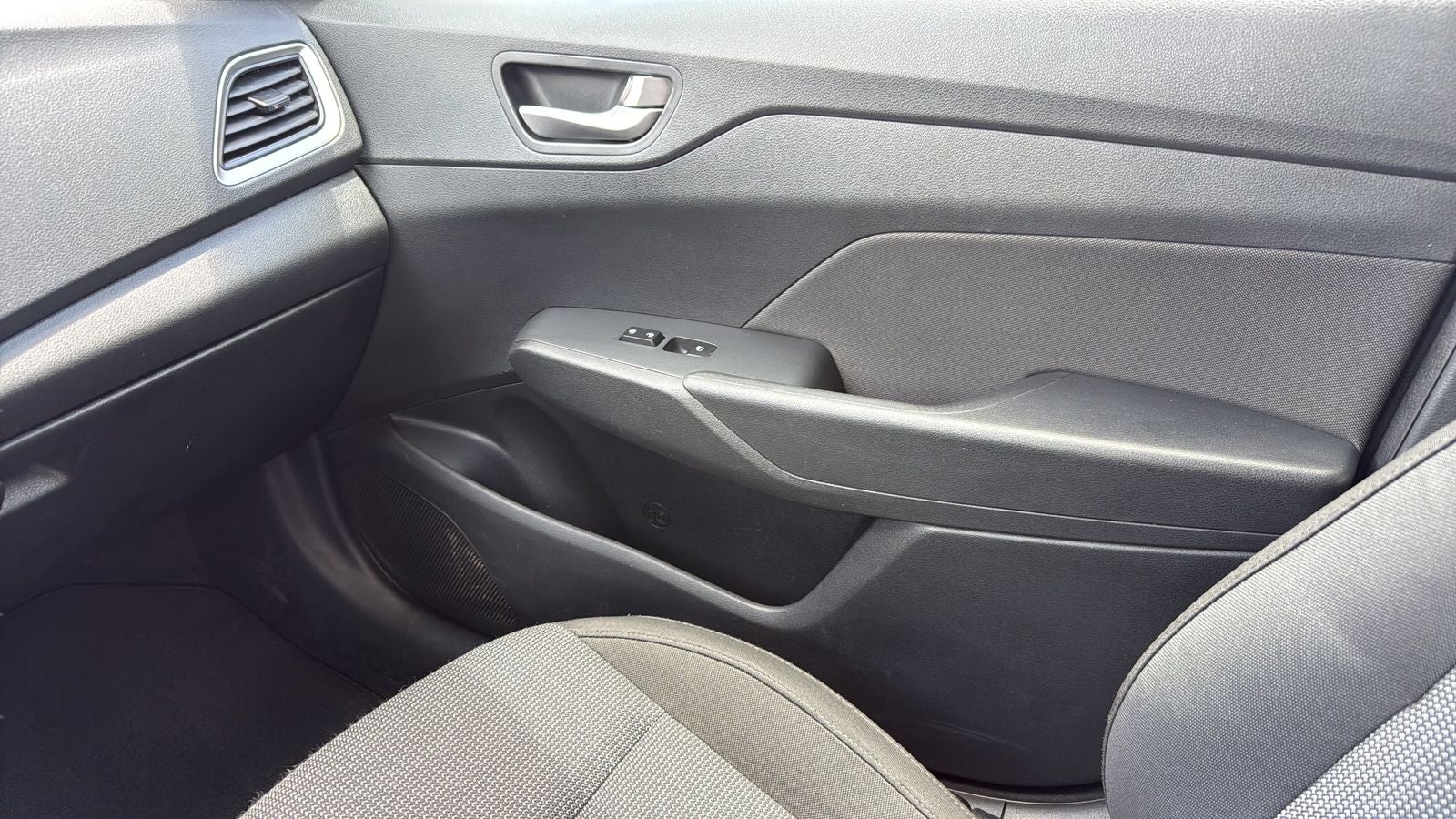2020 Hyundai Accent SE