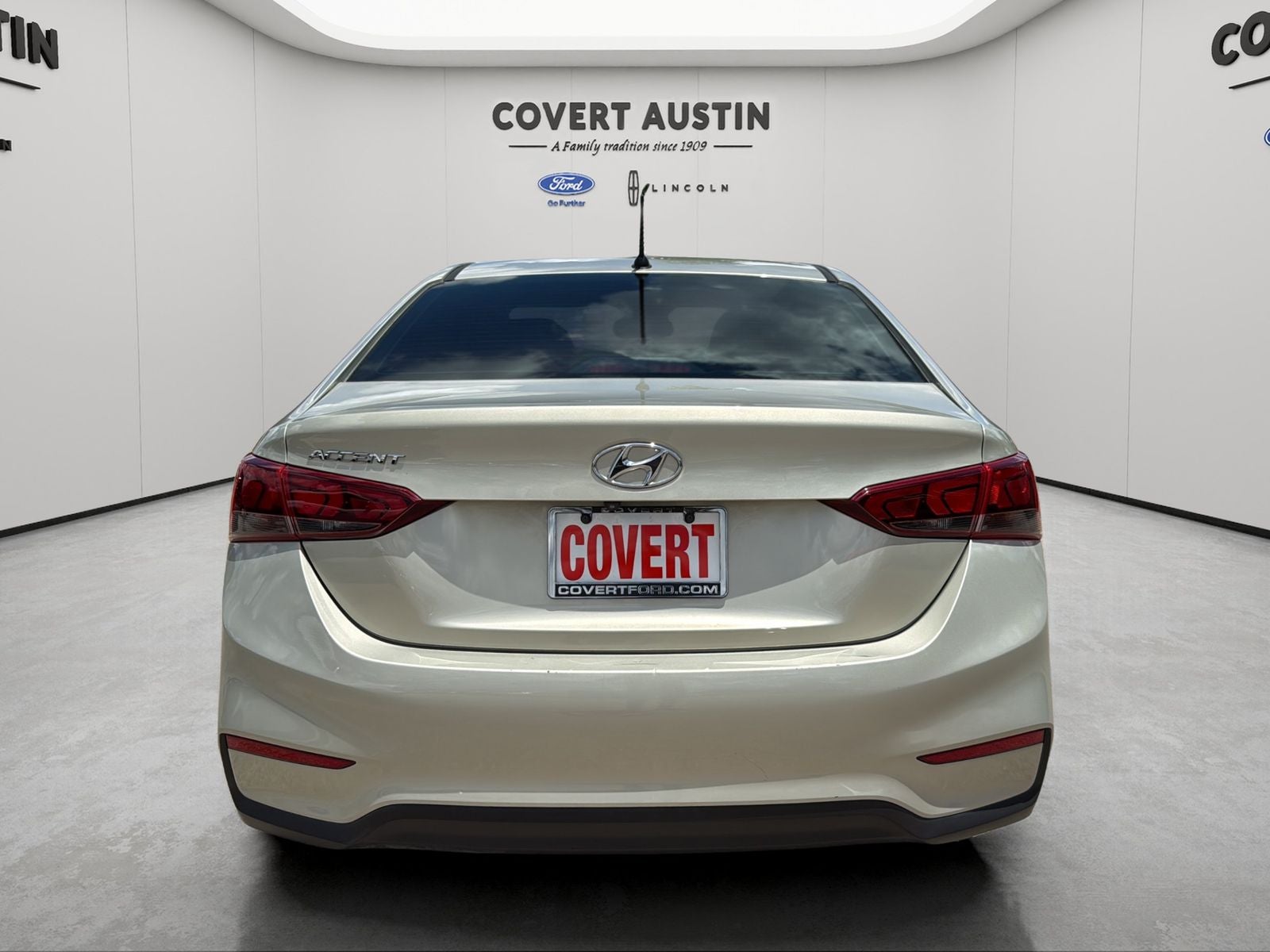 2020 Hyundai Accent SE