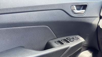 2020 Hyundai Accent SE