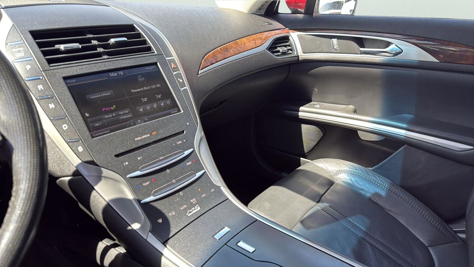 2014 Lincoln MKZ Base