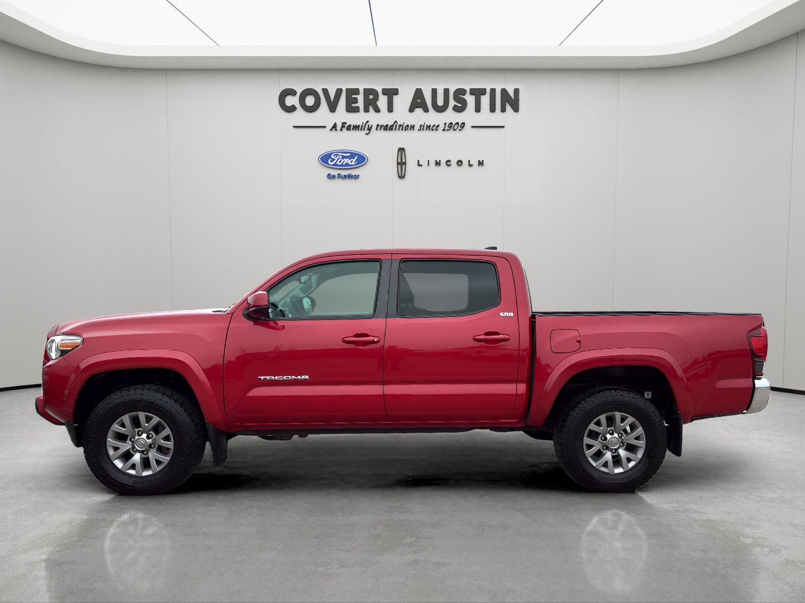 2019 Toyota Tacoma SR5 V6