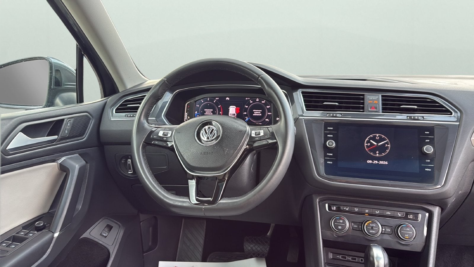 2020 Volkswagen Tiguan 2.0T SEL
